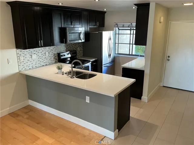 251 Pineview, Irvine, California 92620