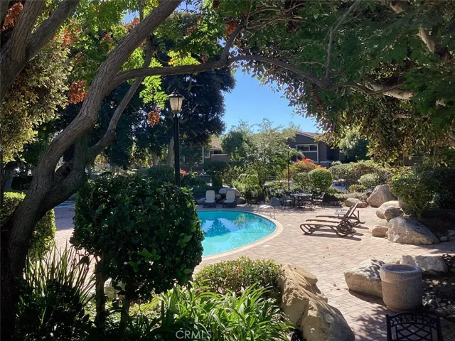 251 Pineview, Irvine, California 92620