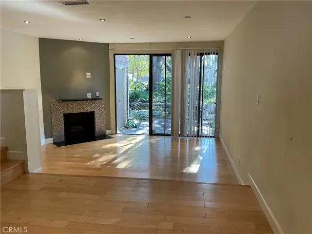 251 Pineview, Irvine, California 92620