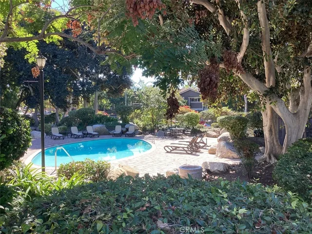 251 Pineview, Irvine, California 92620