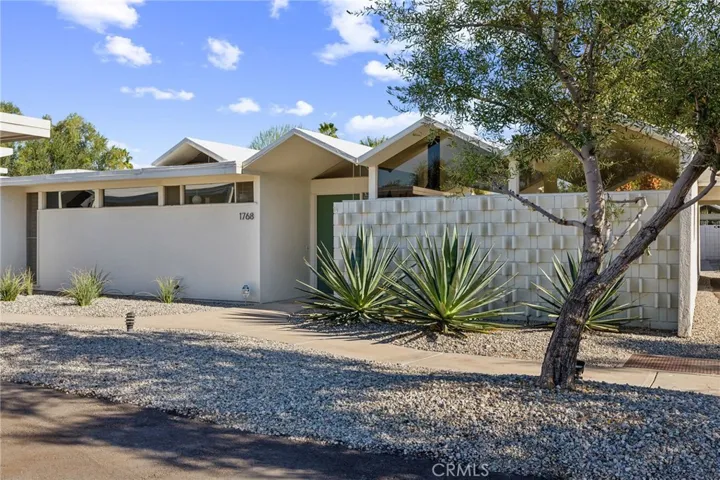 1768 S Araby Drive, Palm Springs, California 92264