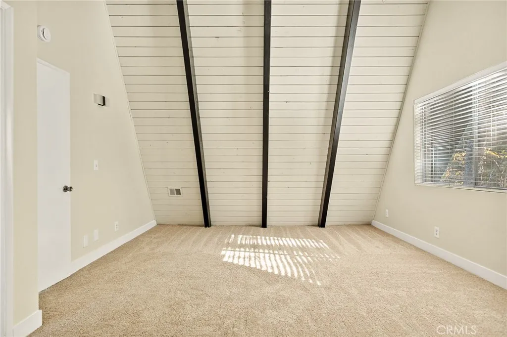 206 S Fairway, Lake Arrowhead, California 92391 home-pic-27