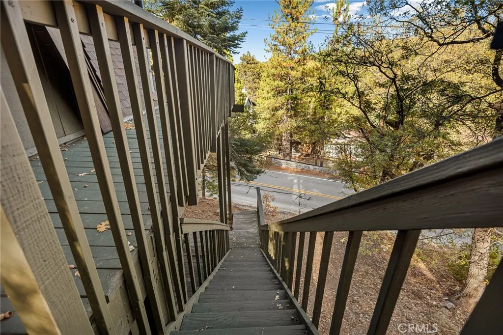 206 S Fairway, Lake Arrowhead, California 92391 home-pic-29