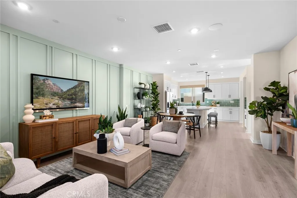 1818 E. 1st Street 500, Santa Ana, California 92705 home-pic-6