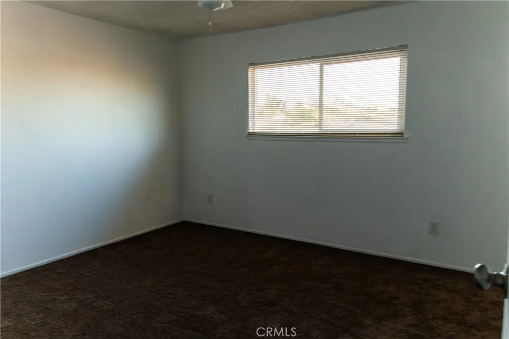 14385 Cactus Drive, Victorville, California 92395 home-pic-14