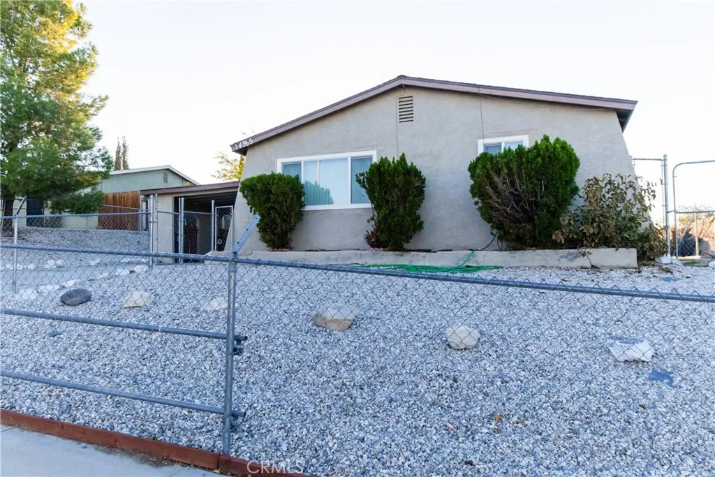 14385 Cactus Drive, Victorville, California 92395 home-pic-1