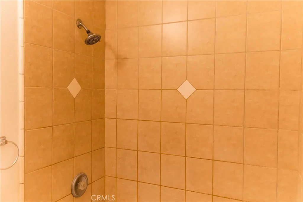 14385 Cactus Drive, Victorville, California 92395 home-pic-13