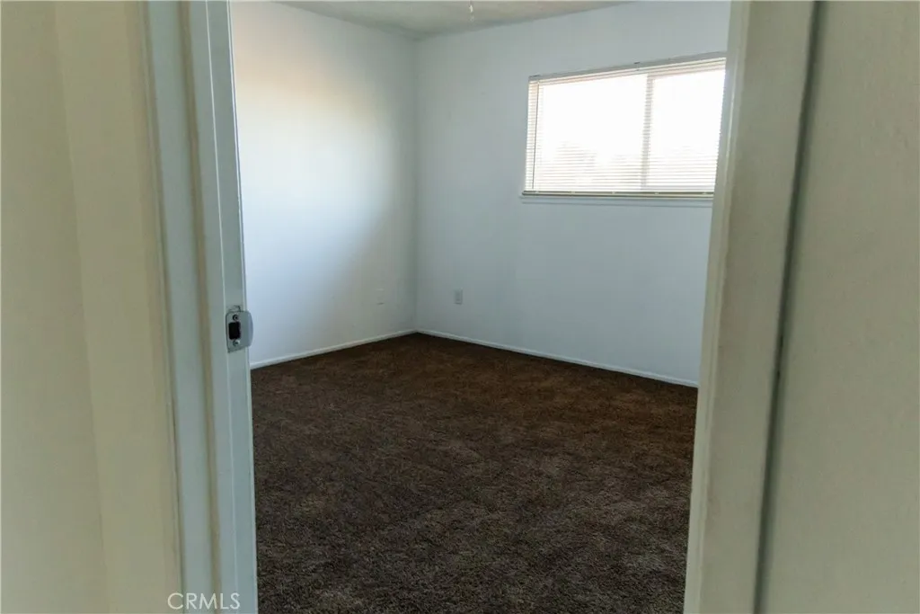 14385 Cactus Drive, Victorville, California 92395 home-pic-5