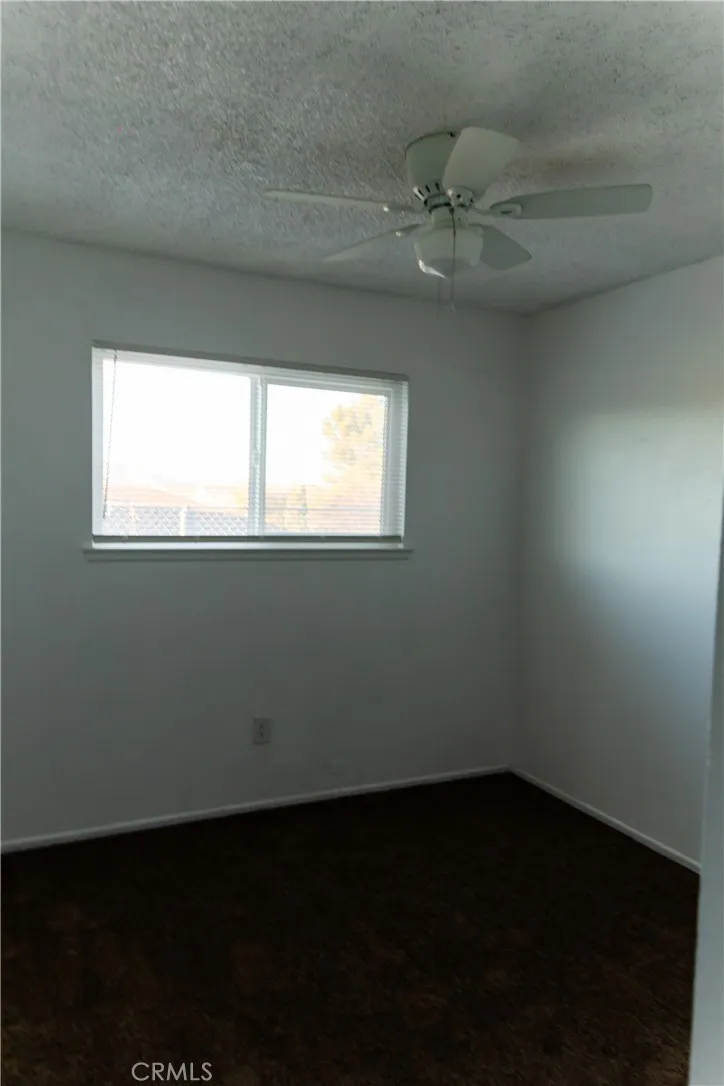 14385 Cactus Drive, Victorville, California 92395 home-pic-16