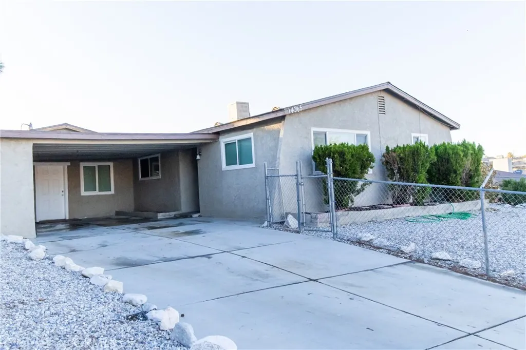 14385 Cactus Drive, Victorville, California 92395 home-pic-0