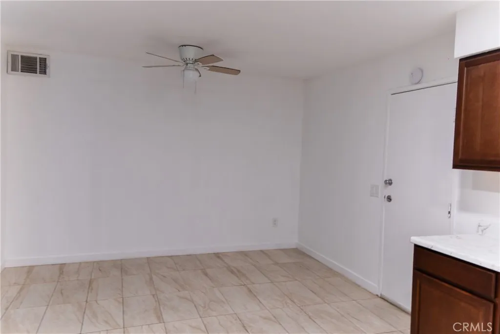 14385 Cactus Drive, Victorville, California 92395 home-pic-21