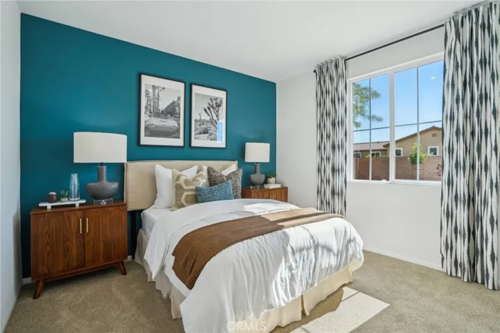 MODEL HOME