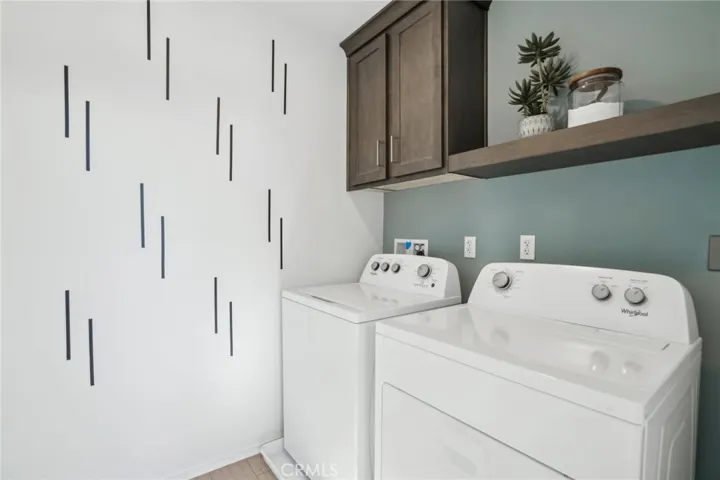 MODEL HOME