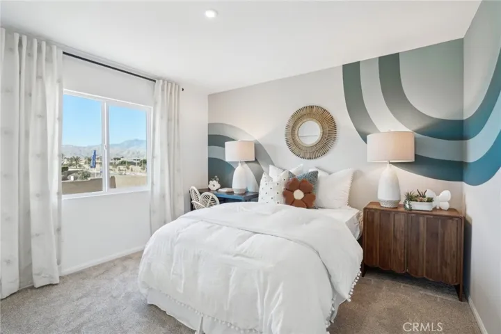 MODEL HOME