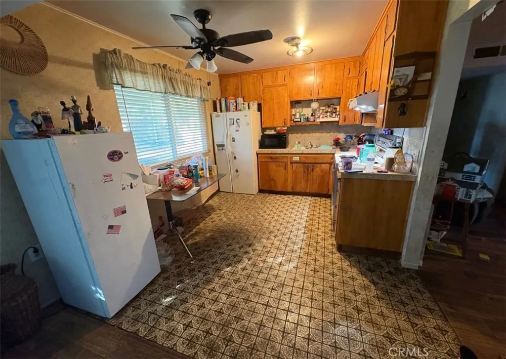 3095 W Bellaire, Fresno, California 93722 home-pic-3