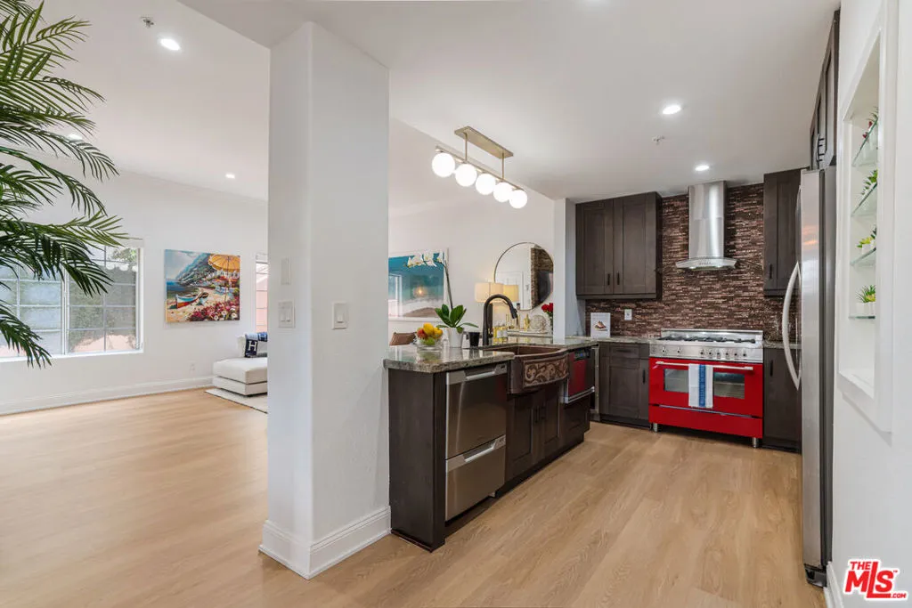 1531 12th Street 1, Santa Monica, California 90401 home-pic-8