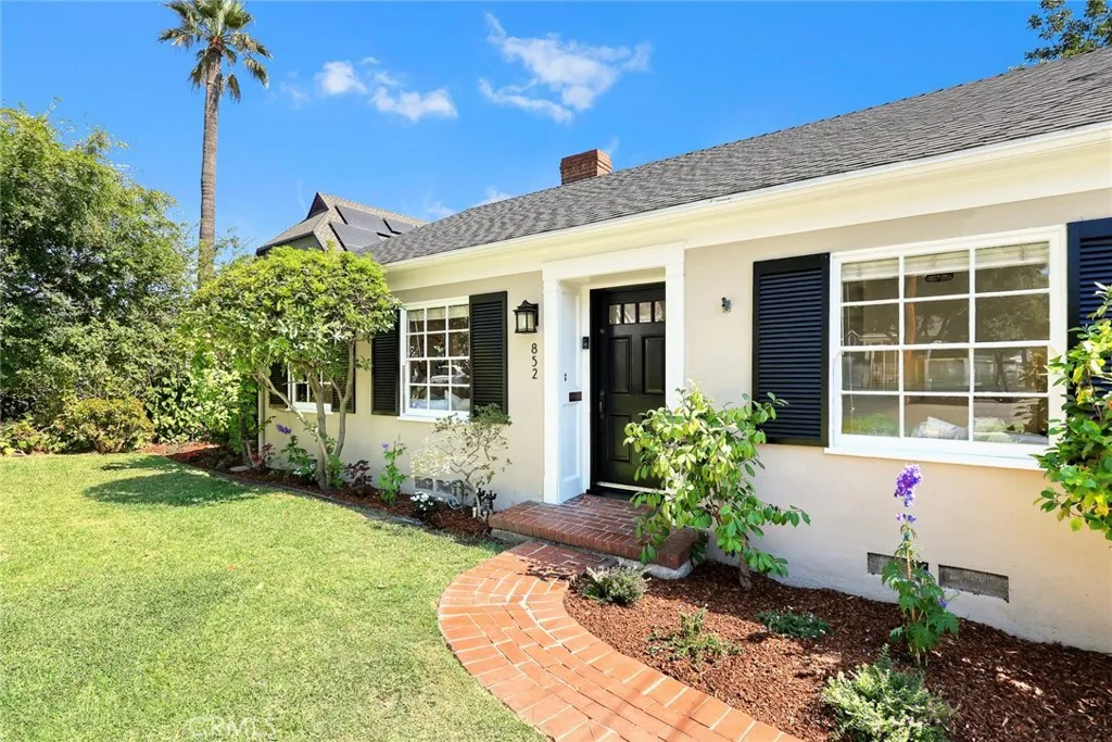852 E Howard Street, Pasadena, California 91104 home-pic-37