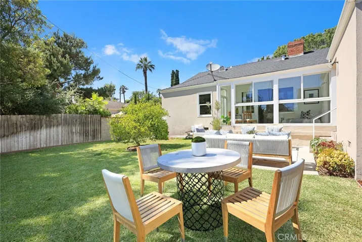 852 E Howard Street, Pasadena, California 91104