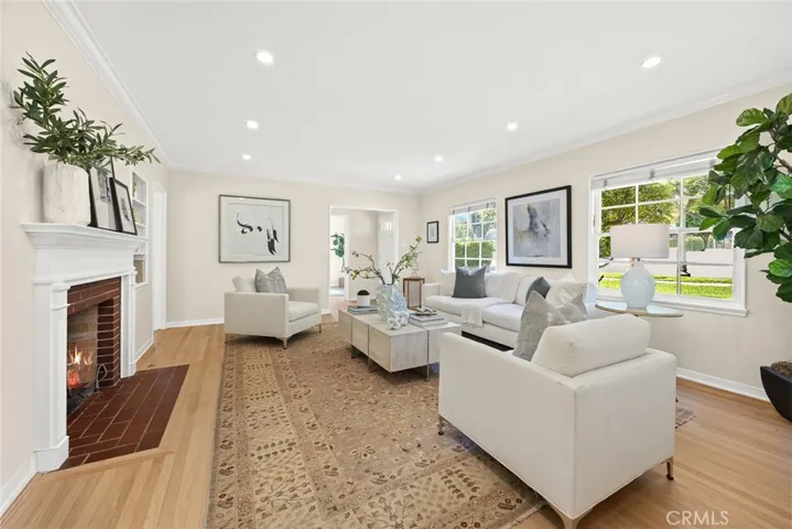 852 E Howard Street, Pasadena, California 91104