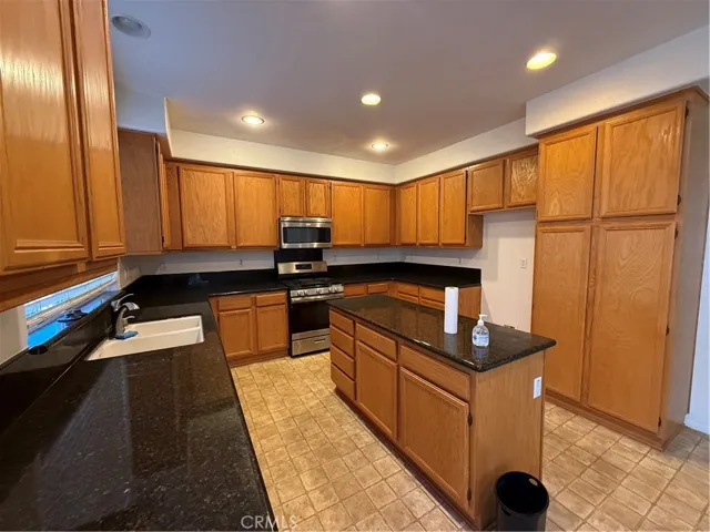 1926 Carroll, San Jacinto, California 92583