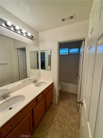 1926 Carroll, San Jacinto, California 92583