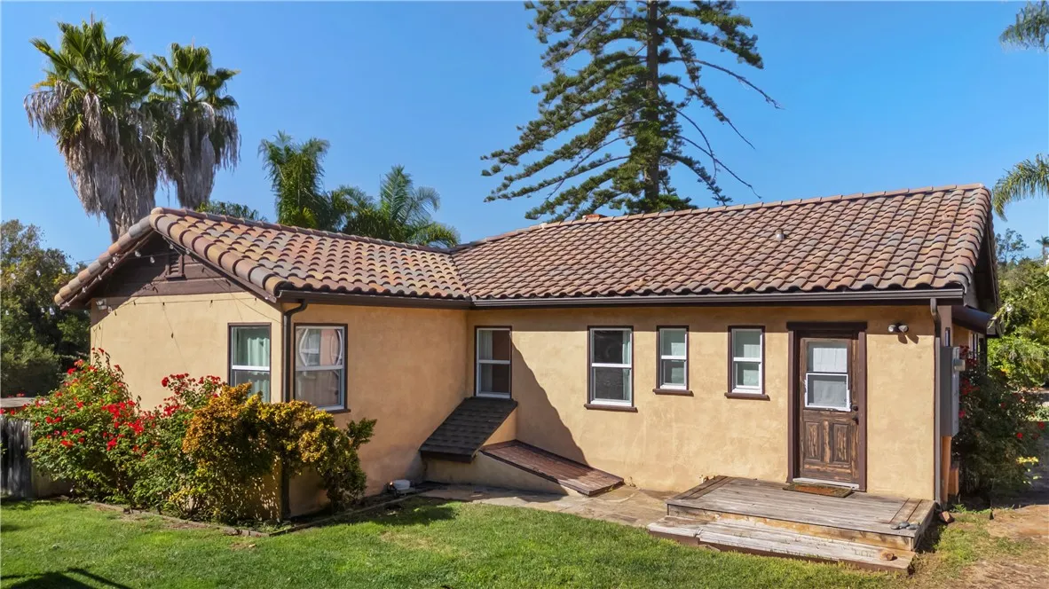 1955 Friendly, Vista, California 92084 home-pic-61