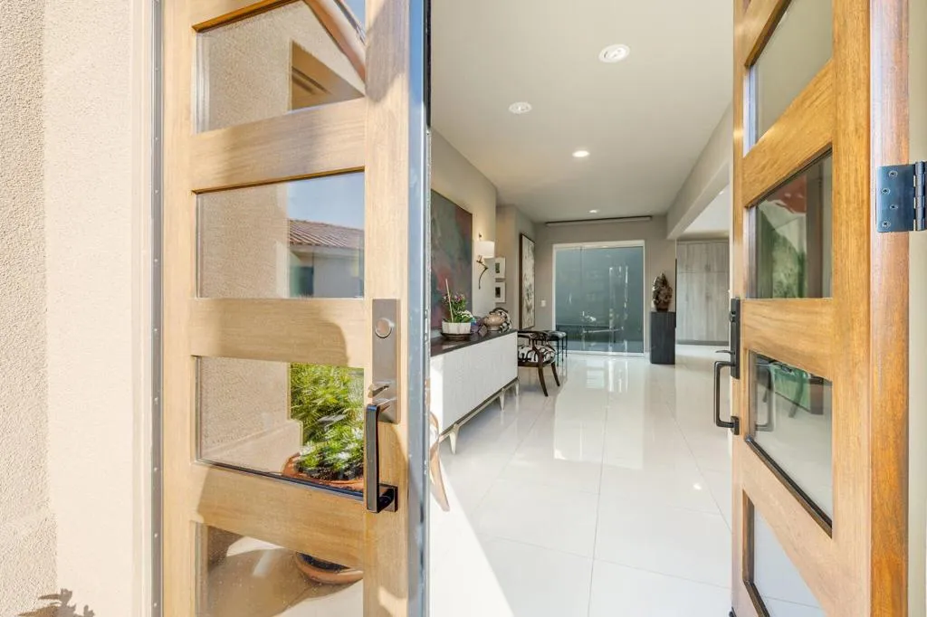 202 Desert Lakes Drive, Rancho Mirage, California 92270 home-pic-2