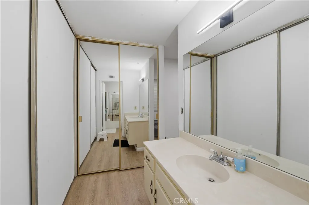 5950 Imperial, South Gate, California 90280 home-pic-13