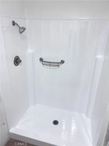 5950 Imperial, South Gate, California 90280