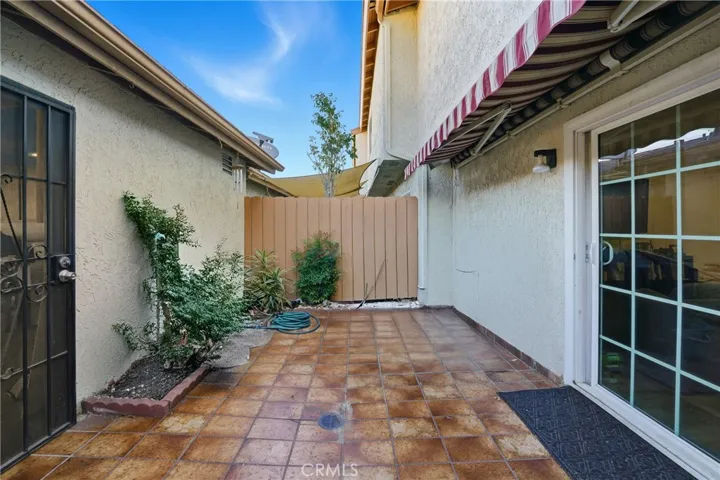 5950 Imperial, South Gate, California 90280