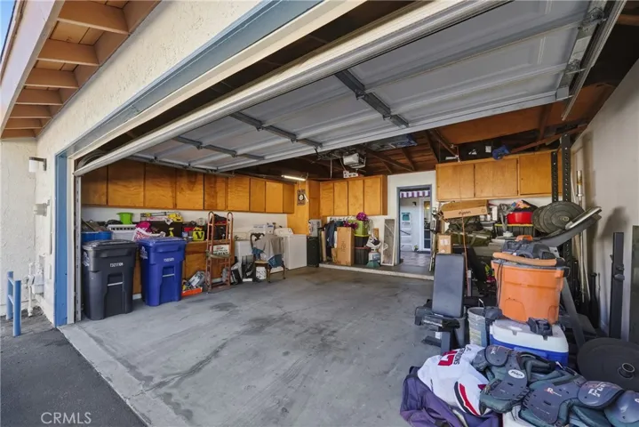 5950 Imperial, South Gate, California 90280