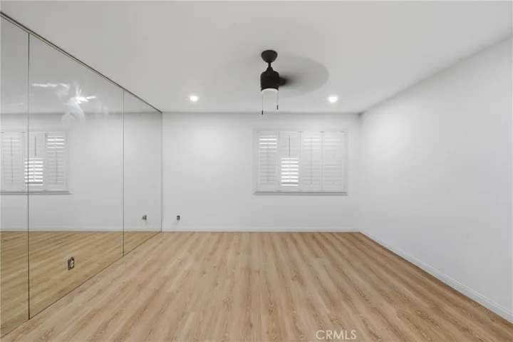 5950 Imperial, South Gate, California 90280