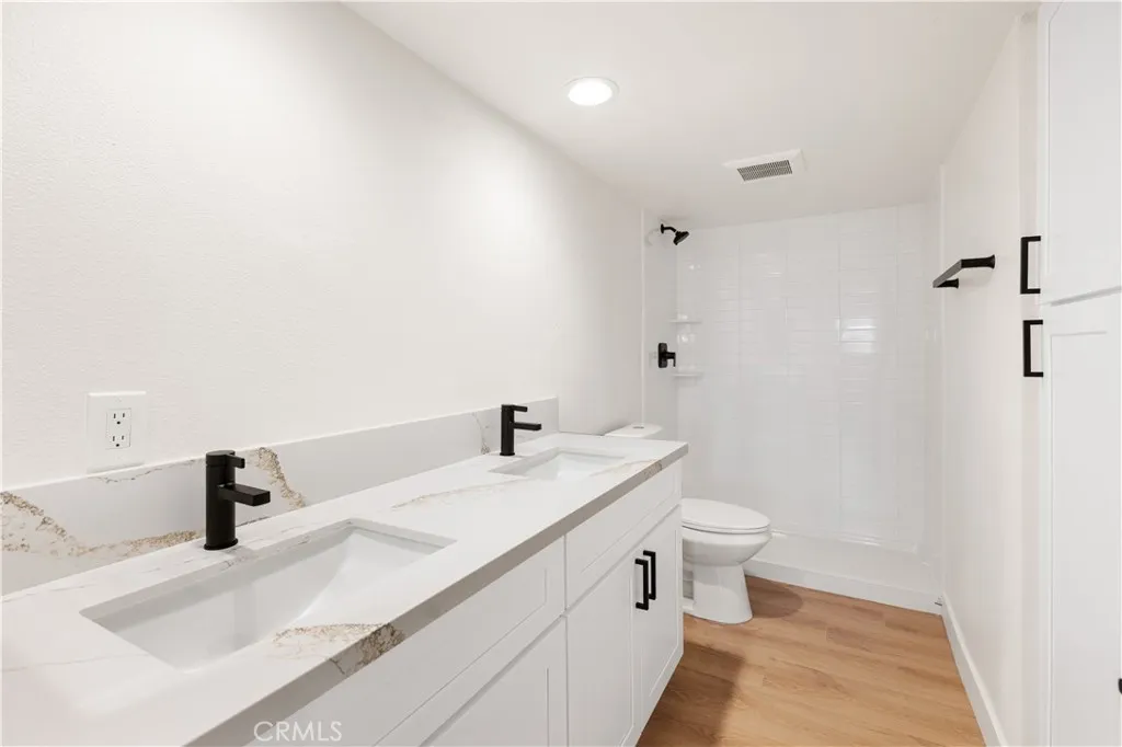 82151 Waring Way, Indio, California 92201 home-pic-14