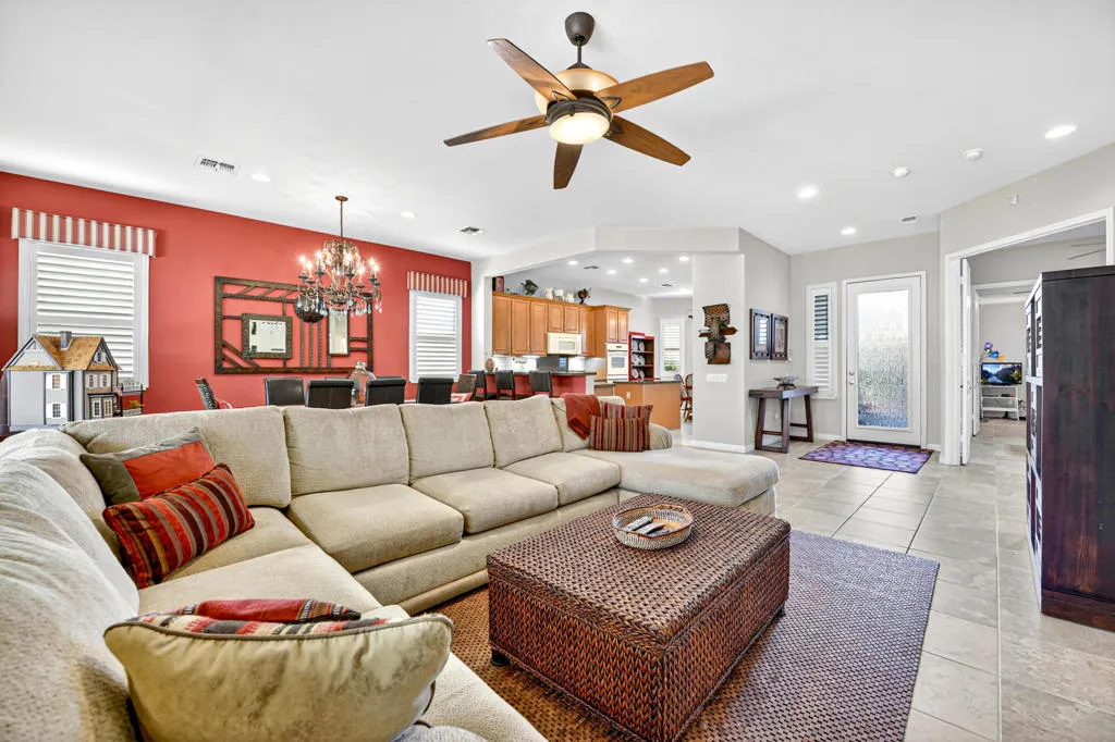 80182 Avenida Aliso, Indio, California 92203 home-pic-3