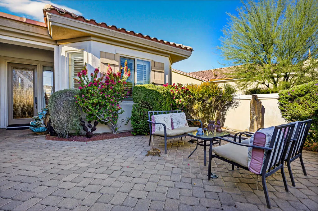 80182 Avenida Aliso, Indio, California 92203 home-pic-32