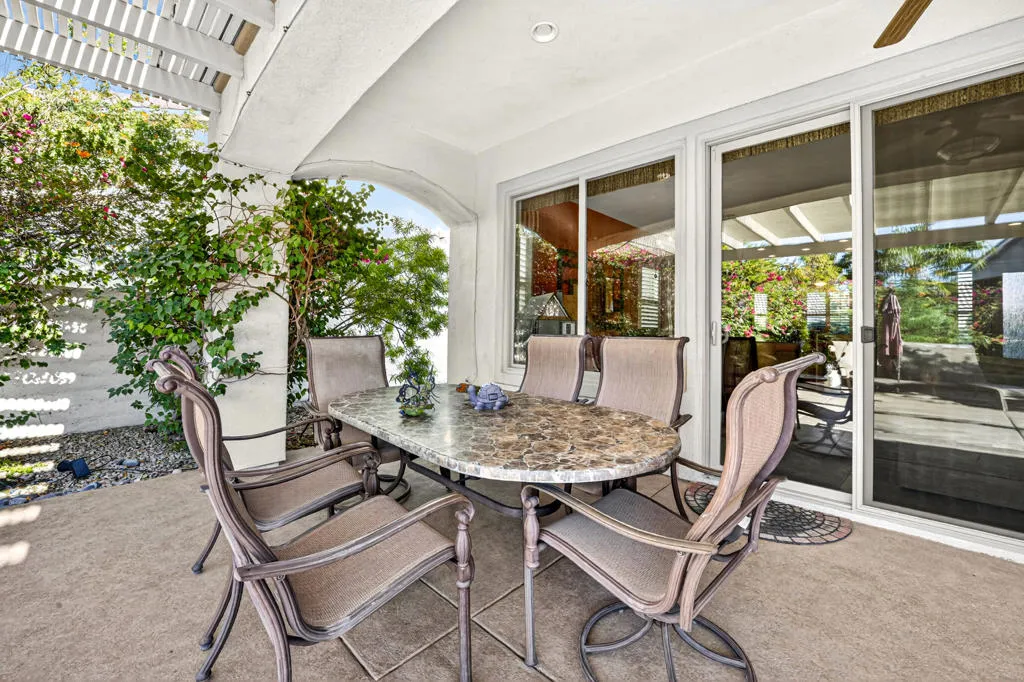 80182 Avenida Aliso, Indio, California 92203 home-pic-28