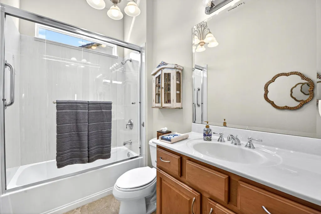 80182 Avenida Aliso, Indio, California 92203 home-pic-23
