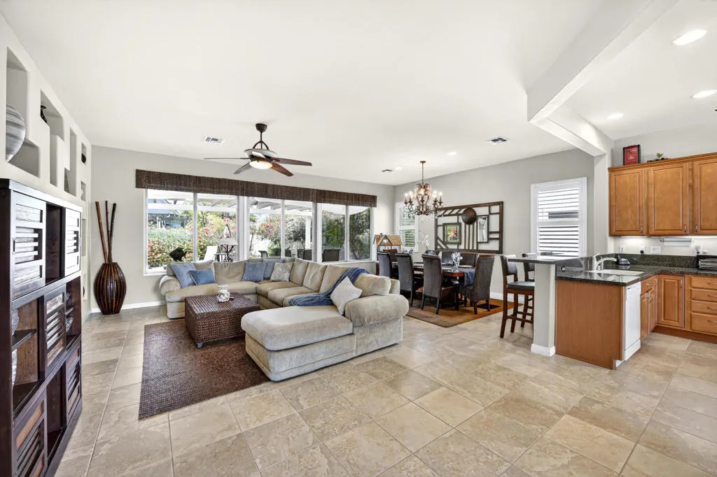 80182 Avenida Aliso, Indio, California 92203 home-pic-4