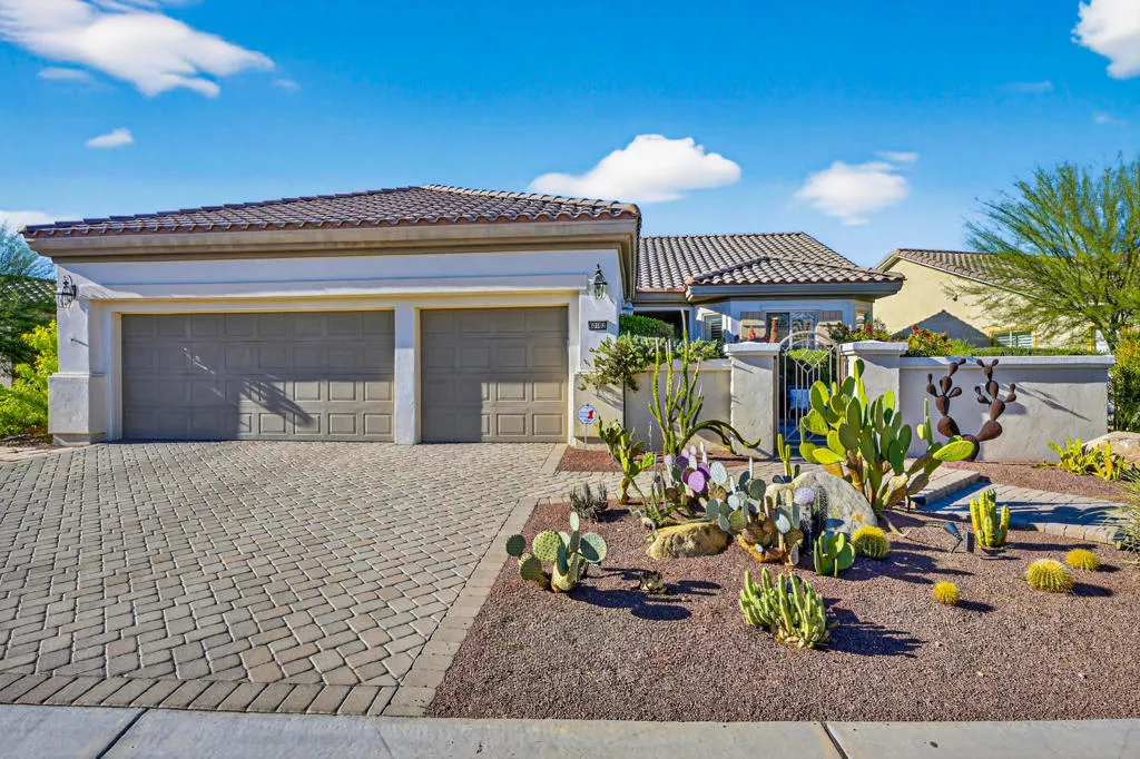 80182 Avenida Aliso, Indio, California 92203 home-pic-1