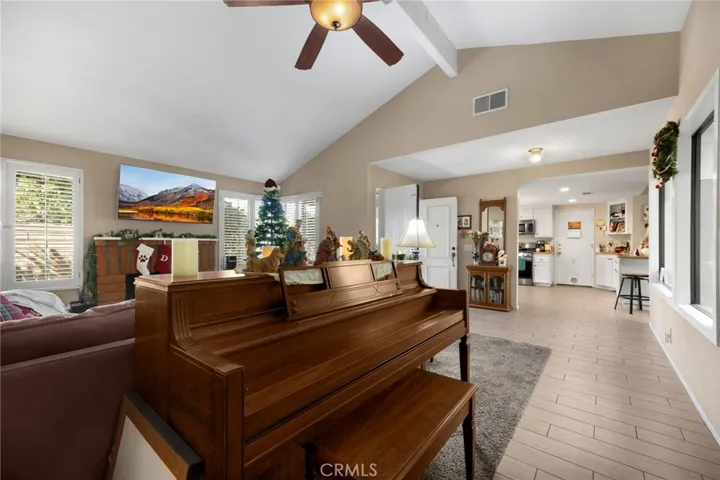 2133 Barclay, Santa Ana, California 92701