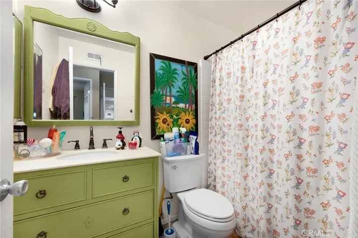 2133 Barclay, Santa Ana, California 92701