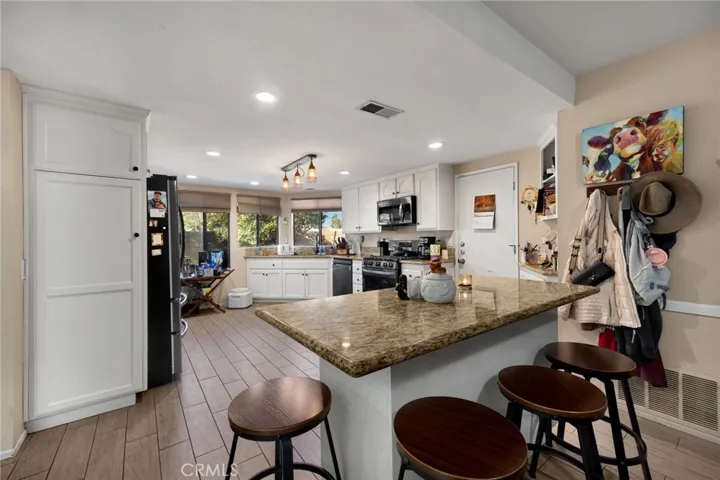 2133 Barclay, Santa Ana, California 92701