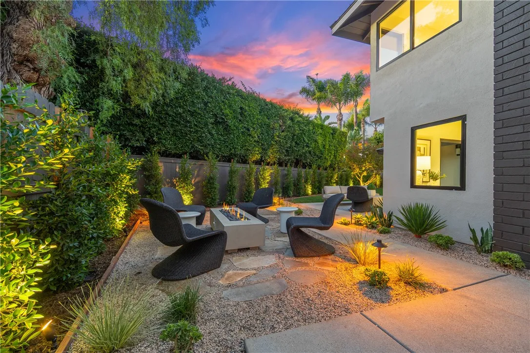 19321 Manor Point Circle, Huntington Beach, California 92648 home-pic-64