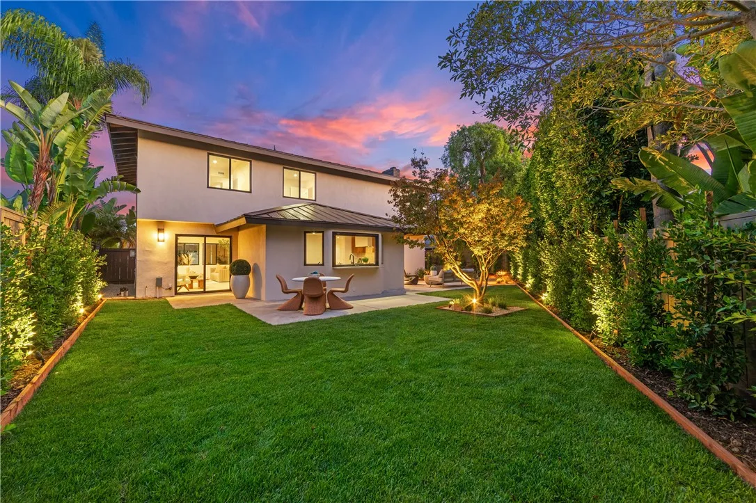 19321 Manor Point Circle, Huntington Beach, California 92648 home-pic-57