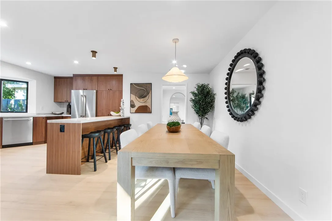 19321 Manor Point Circle, Huntington Beach, California 92648 home-pic-15