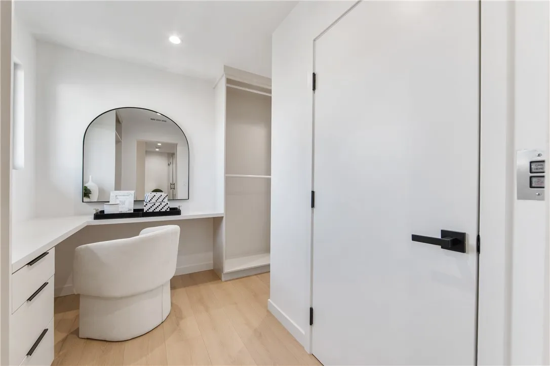 19321 Manor Point Circle, Huntington Beach, California 92648 home-pic-41
