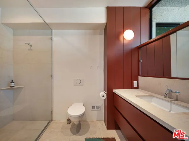 176 Jaxine Drive, Altadena, California 91001