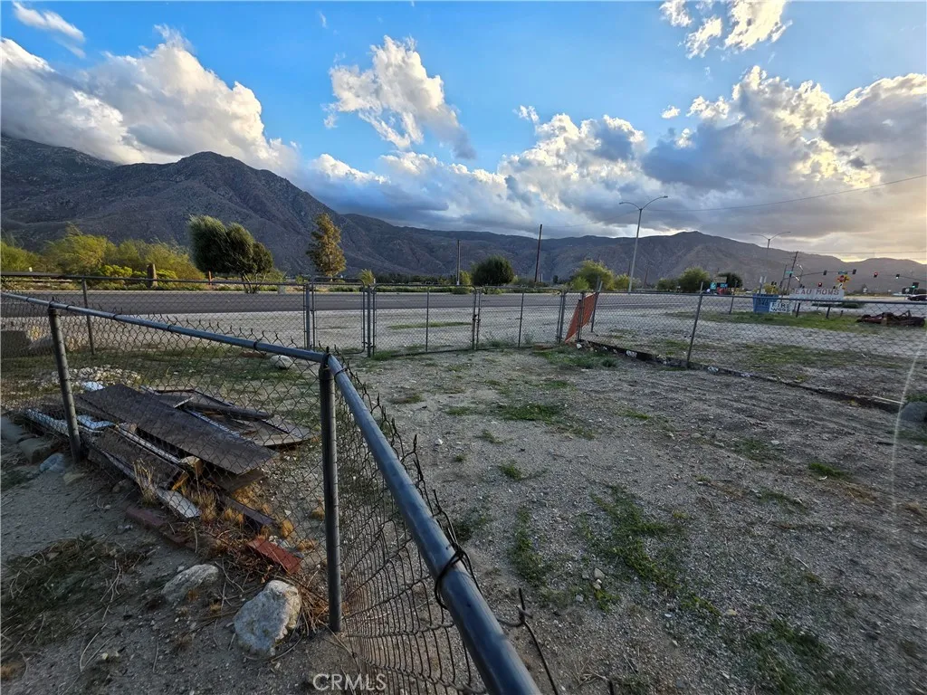 14055 Palm, Cabazon, California 92230 home-pic-8