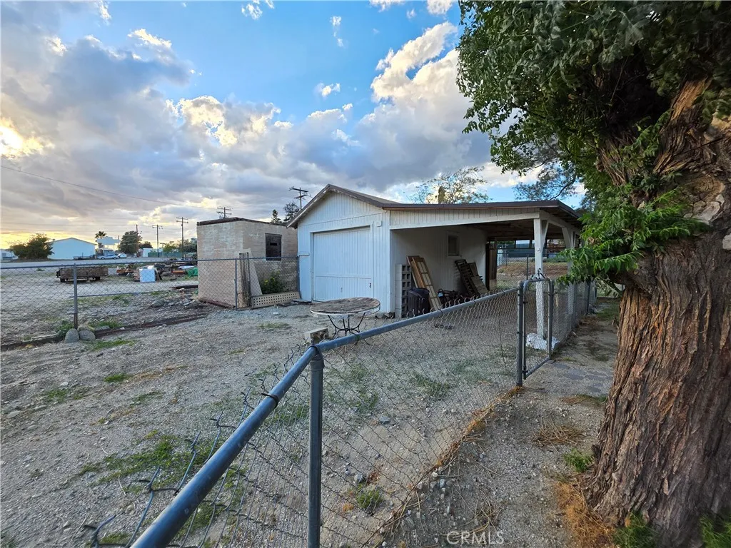 14055 Palm, Cabazon, California 92230 home-pic-9