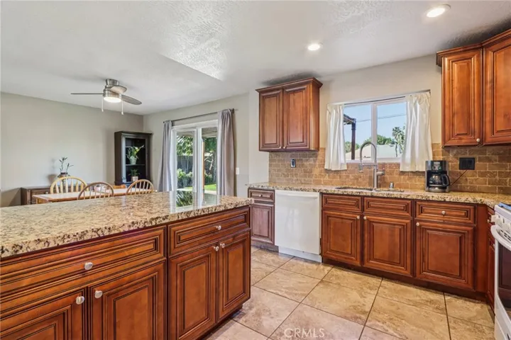 3212 Adelina, Norco, California 92860